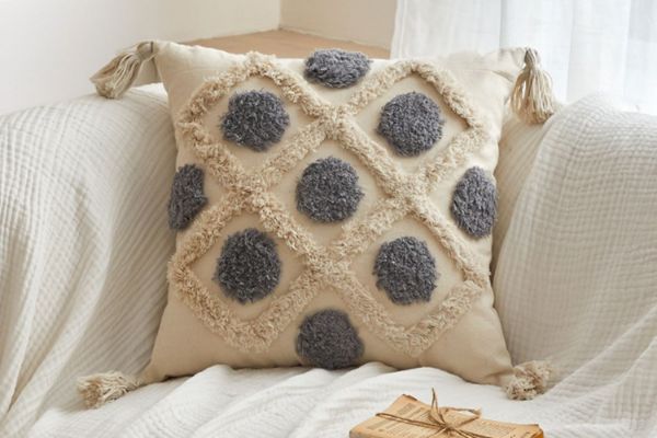 Picture of 375-003 Decorative Accent Tassel Cushion with Inner (45x45)