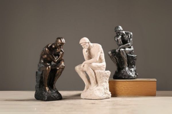 Picture of Famous Thinking Man Resin Sculpture for Home and Office Decor (11cmx26cm)