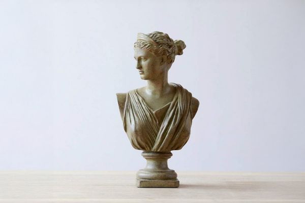 Picture of 374-002 Classic Roman Bust Sculpture Ornaments Character Figure Resin Sculpture (18cmx32cm)